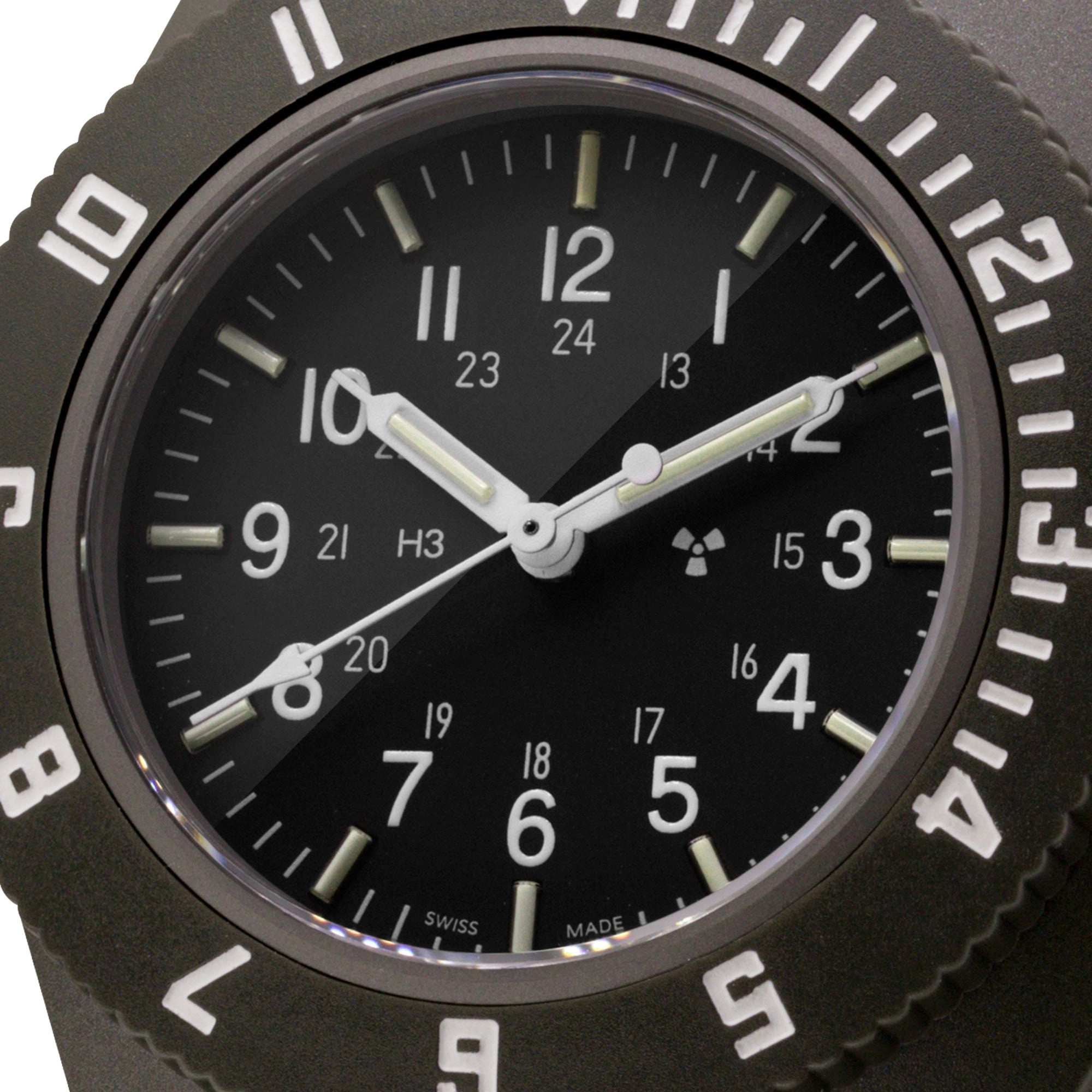 41mm Sage Green Pilot's Navigator (Quartz)