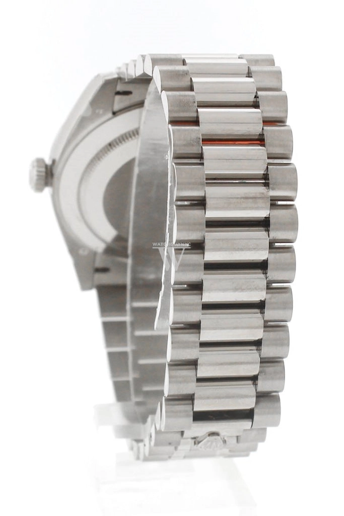 Rolex Day-Date 40 White Roman Dial Fluted Bezel White Gold President Automatic Men's Watch 228239