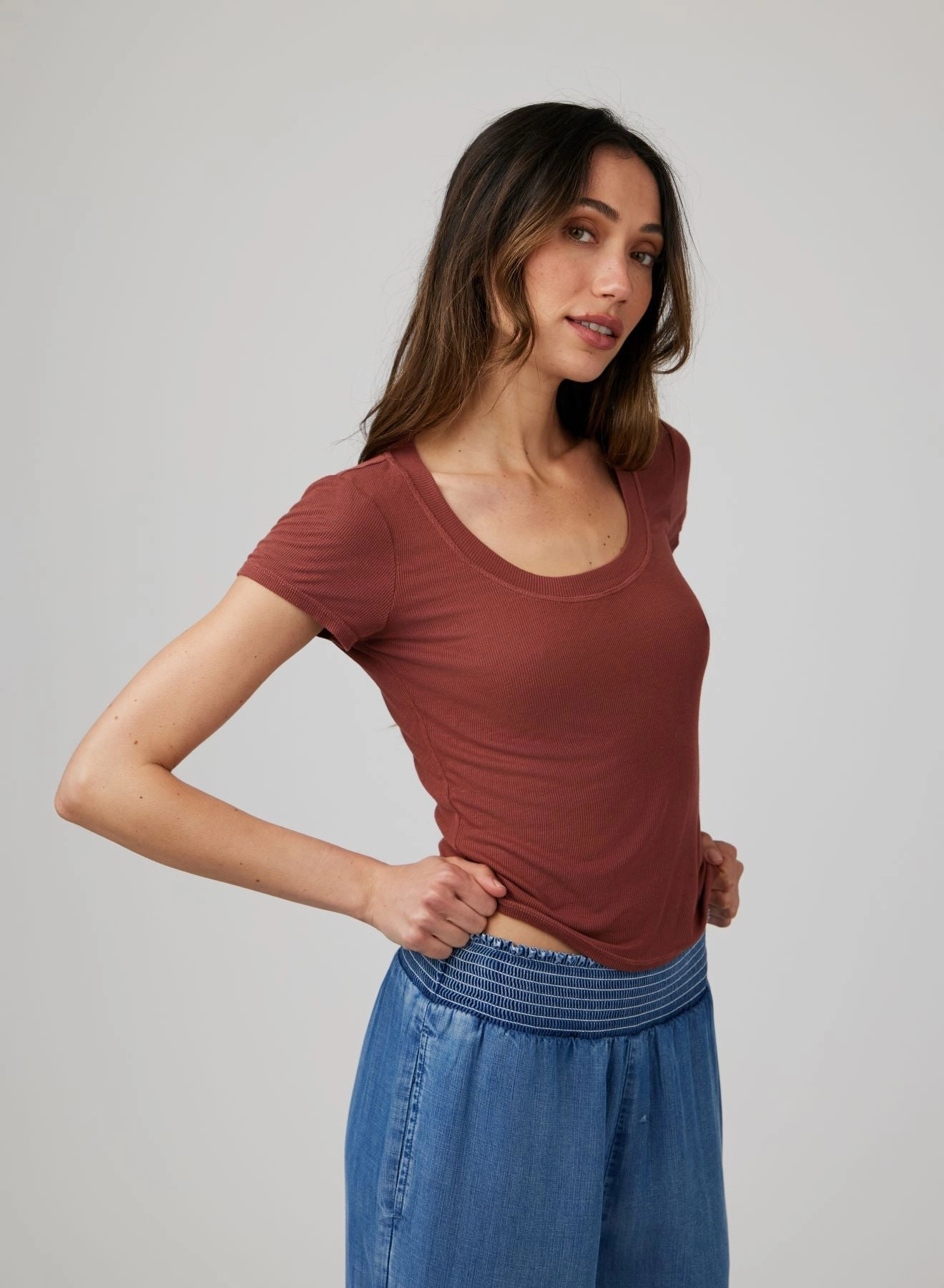 Wide Scoop Neck Tee - Beachwood